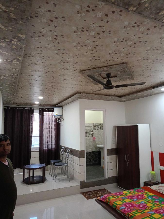 Hotel O Parmar Palace Mandi Bagian luar foto