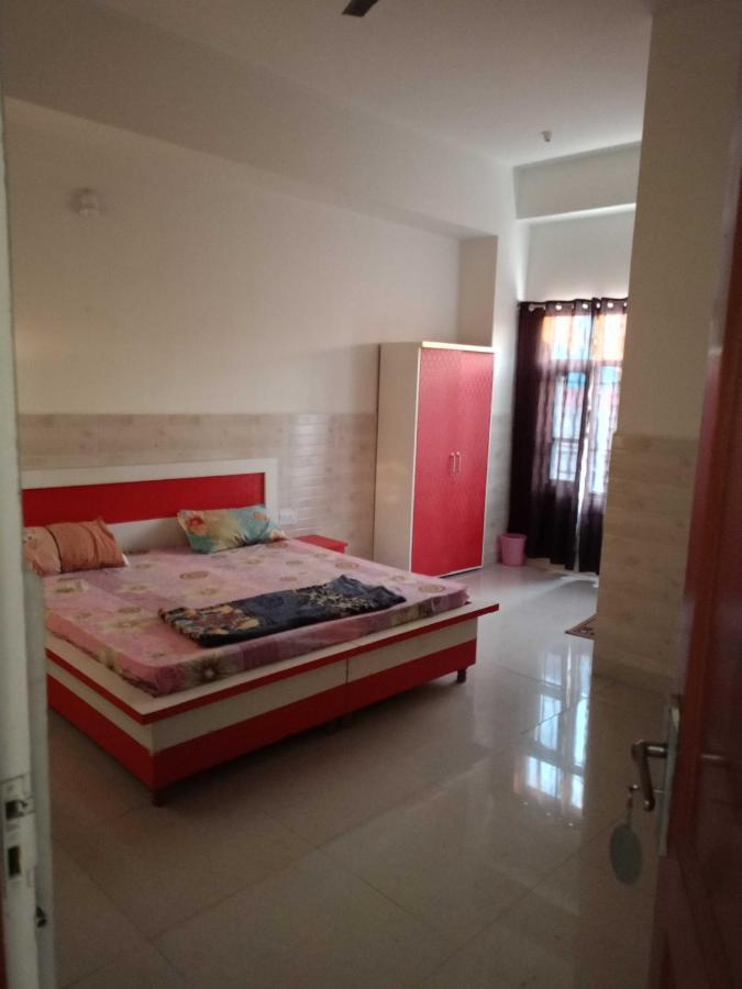 Hotel O Parmar Palace Mandi Bagian luar foto